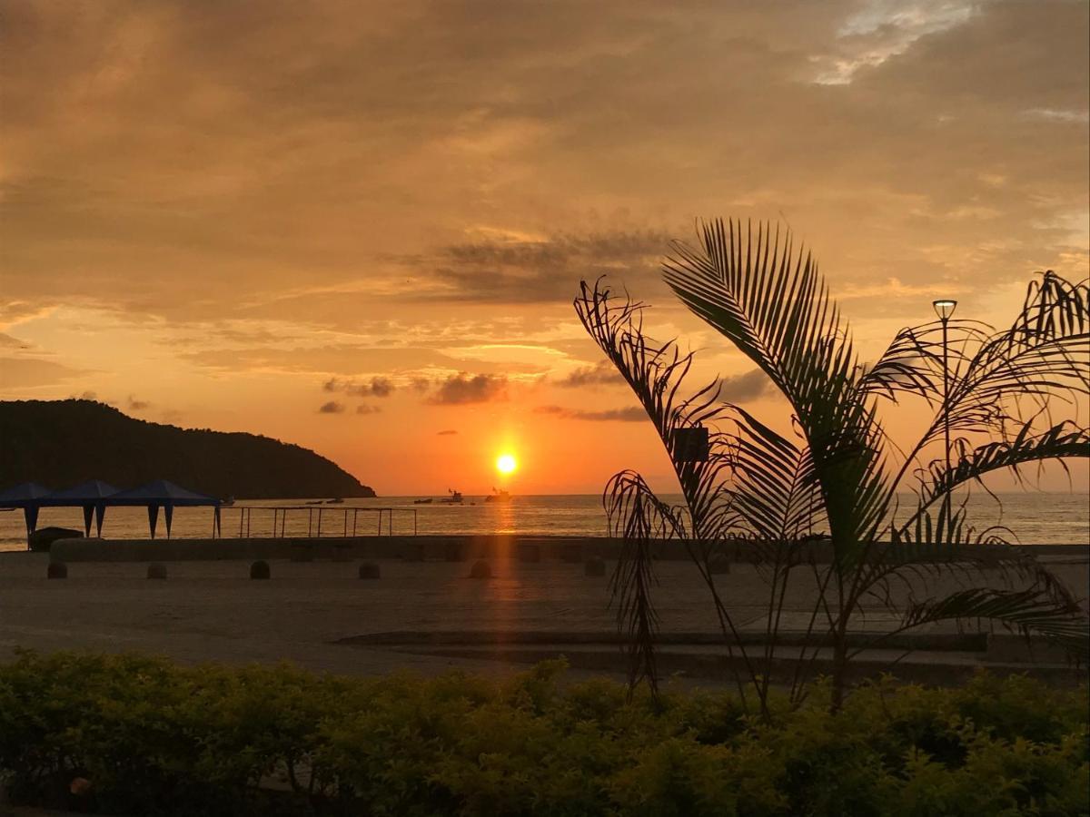 Puerto López El Nido Boutique B&B מראה חיצוני תמונה